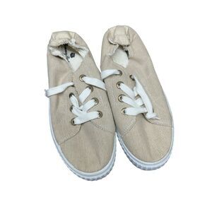 Casual Women's Beige Canvas Lace-Up Sneakers